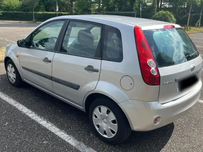 Gebraucht Ford Fiesta 69 PS (50 kW) 2008 Kleinwagen