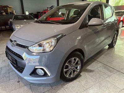 Gebraucht Hyundai i10 Intro Edition 67 PS (49 kW) 2014 Grau Kleinwagen