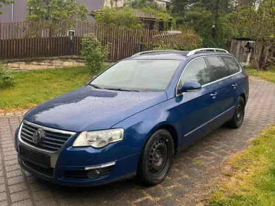 Usata VW Passat Highline 122 CV (89 kW) 2008 Blu Station wagon