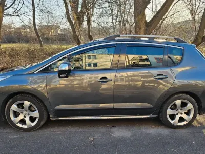 Gebraucht Peugeot 3008 Allure 156 PS (114 kW) 2012 Grau Kombi