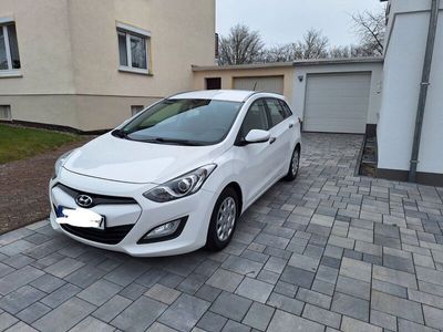 gebraucht Hyundai i30 CW 1.4 CRDi Trend