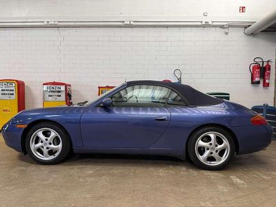 Porsche 911 Carrera Cabriolet