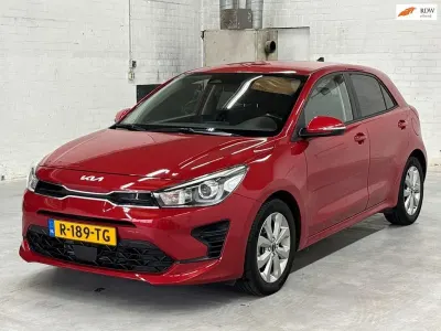 Gebraucht Kia Rio GT-Line 101 PS (74 kW) 2022 Rot Limousine