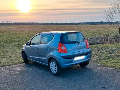 Usata Nissan Pixo 68 CV (50 kW) 2012 Utilitaria