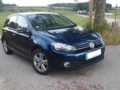 Gebraucht VW Golf VII Match 80 PS (58 kW) 2012 Blau Limousine