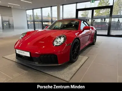 Usata Porsche 911 Carrera 4 Cabriolet 541 CV (397 kW) 2025 Rosso Cabrio