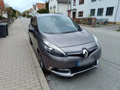 Usata Renault Grand Scénic III Bose Edition 131 CV (96 kW) 2014 Grigio Monovolume