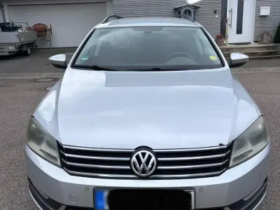 Usata VW Passat 140 CV (102 kW) 2012 Argento Station wagon