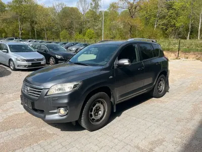 Gebraucht Toyota RAV4 150 PS (110 kW) 2011 Grau SUV