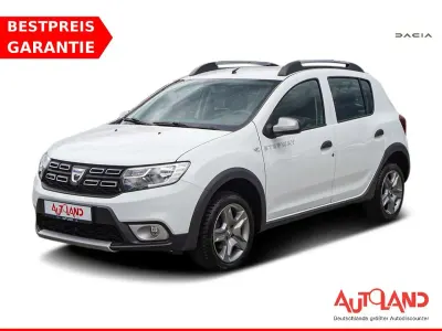 Gebraucht Dacia Sandero Stepway 73 PS (53 kW) 2020 Weiß SUV