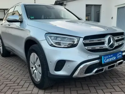 Gebraucht Mercedes GLC220 194 PS (142 kW) 2021 Silber SUV