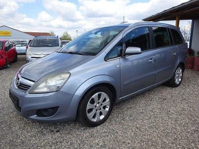 Gebraucht Opel Zafira Eco 125 PS (91 kW) 2009 Silber Van / Kleinbus