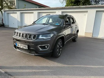 Gebraucht Jeep Compass 162 PS (119 kW) 2020 Grau SUV