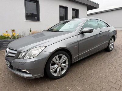 Gebraucht Mercedes E350 292 PS (214 kW) 2009 Silber Coupé