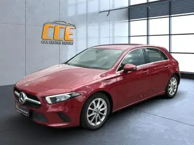 Gebraucht Mercedes A180 136 PS (100 kW) 2021 Rot Limousine