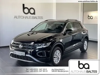 Gebraucht VW T-Roc Comfortline 116 PS (85 kW) 2025 Deep black perleffekt SUV