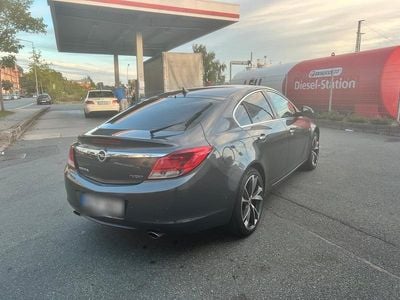Usata Opel Insignia 220 CV (161 kW) 2009 Grigio Berlina