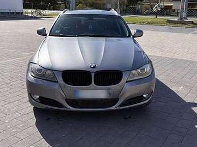 Gebraucht BMW 325 Sport Line 330 PS (242 kW) 2010 Kombi