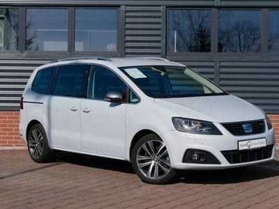 Silber Gebraucht 2022 Seat Alhambra FR-Line Van / Kleinbus | 32.990 € (Etwas zu teuer)