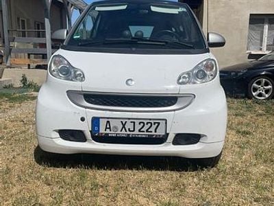 Weiß Gebraucht 2011 Smart ForTwo Coupé Coupé | 3.500 € (Fairer Preis)