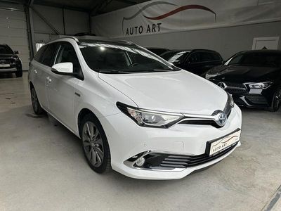 Toyota Auris Hybrid