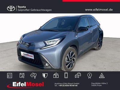 Gebraucht Toyota Aygo X Pulse 72 PS (52 kW) 2023 Celestite grey metallic / night sky black SUV