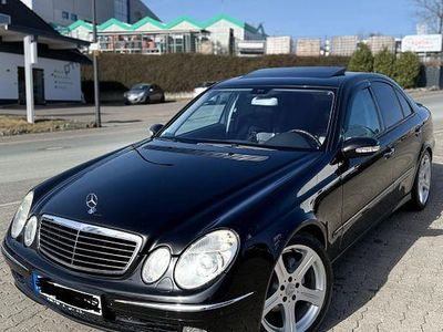 Gebraucht Mercedes E320 Avantgarde 204 PS (150 kW) 2004 Schwarz Limousine