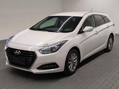 Usata Hyundai i40 Trend 116 CV (85 kW) 2016 Bianco Station wagon