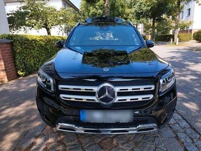 Mercedes GLB200