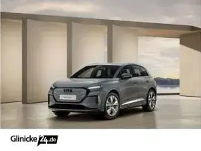 Neu Audi Q4 e-tron 150 kW (204 PS) 2026 Grau (kieselgrau) SUV