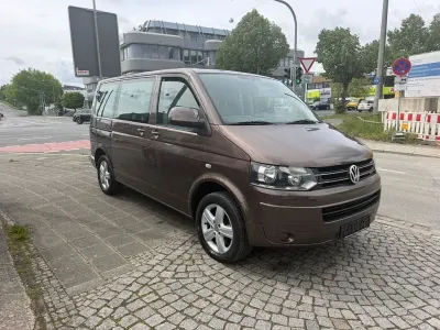 Używany VW T5 Comfortline 179 KM (131 kW) 2012 Brązowy Van