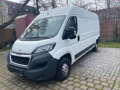 Gebraucht Peugeot Boxer 163 PS (119 kW) 2017 Weiß Van