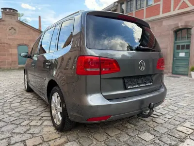 Gebraucht VW Touran 140 PS (102 kW) 2012 Grau Van / Kleinbus