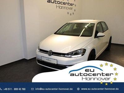 Gebraucht VW Golf VII Comfortline 150 PS (110 kW) 2019 Weiß Limousine
