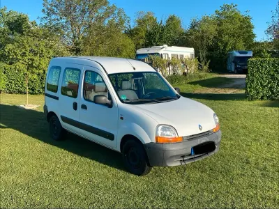 Brugt Renault Kangoo 58 HK (42 kW) 2002 Hvid MPV