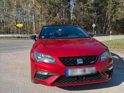 Second-hand Seat Leon CUPRA 300 CP (220 kW) 2017 Roșu Berlinǎ