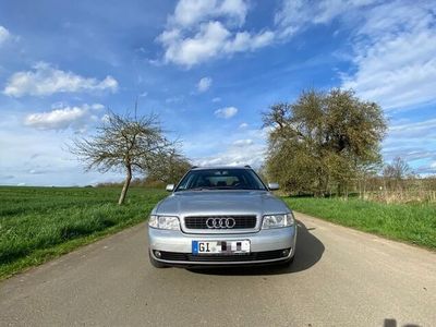 gebraucht Audi A4 B5 2.4 V6 Quattro, Baujahr 1999, 206961 km