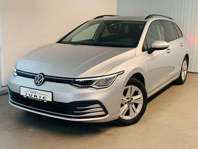 Silber Gebraucht 2021 VW Golf VIII Life Kombi | 14.990 € (Teuer)