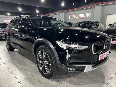 Second-hand Volvo V90 CC Pro 235 CP (172 kW) 2018 Negru Break