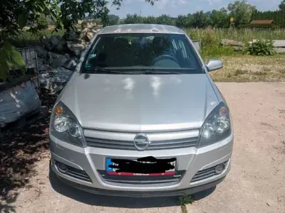 Gebraucht Opel Astra 105 PS (77 kW) 2005 Silber Limousine