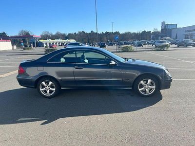 Begagnad Mercedes CLK200 Avantgarde 184 HK (135 kW) 2007 Grå Sportkupé