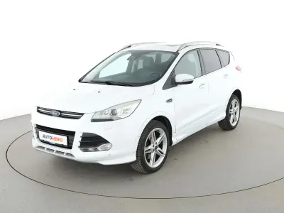 Gebraucht Ford Kuga Individual 101 PS (74 kW) 2015 Weiß SUV