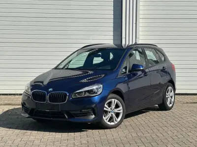Gebraucht BMW 218 Active Tourer Advantage 150 PS (110 kW) 2021 Blau Van / Kleinbus
