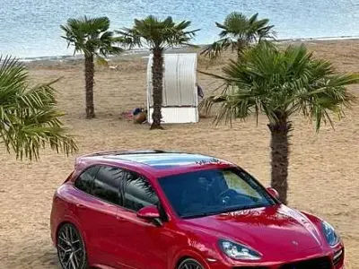 Gebraucht Porsche Cayenne GTS 420 PS (308 kW) 2012 Rot SUV