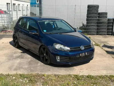 Używany VW Golf Design 102 KM (75 kW) 2008 Niebieski Coupe