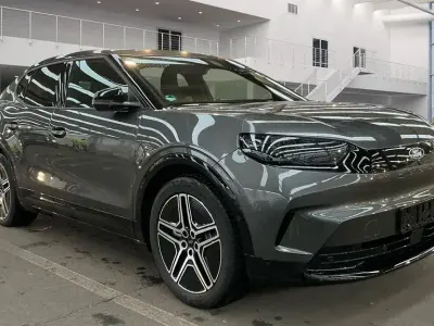 Begagnad Ford Capri Premium 250 kW (340 HK) 2025 Grå SUV