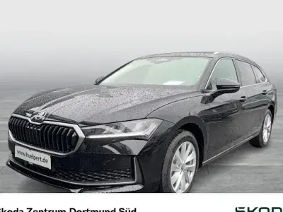 Neu Skoda Superb Selection 193 PS (141 kW) 2026 Schwarz Kombi