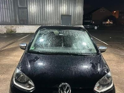 Second-hand VW up! 75 CP (55 kW) 2013 Negru Hatchback