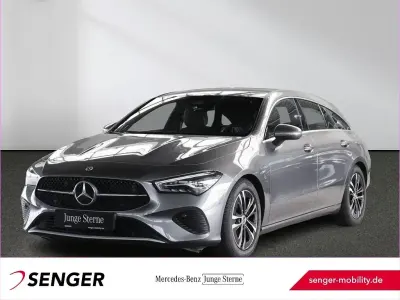 Gebraucht Mercedes CLA200 Shooting Brake 163 PS (119 kW) 2025 lack mountaingrau Kombi