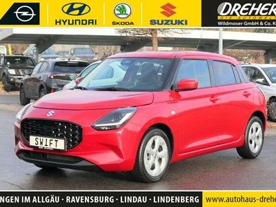Neu Suzuki Swift Comfort 83 PS (61 kW) 2025 Burning red pearl metallic Kleinwagen